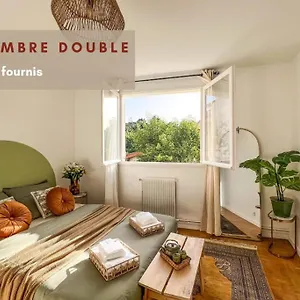 https://le-charme-des-tolosans.midi-pyreneeshotels.com